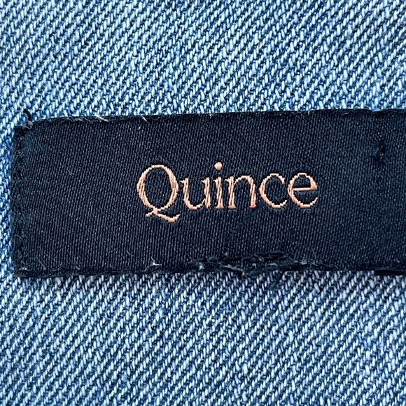 Quince Distressed denim tuxedo shirt, 100% cotton
Size LG in good condition - Picture 9 of 11